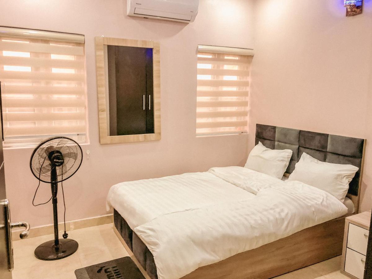 Crayford Homes อีเคจา ภายนอก รูปภาพ